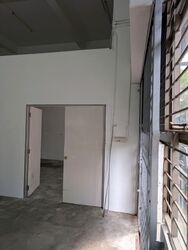 Pemimpin Industrial Building (D20), Factory #536716311